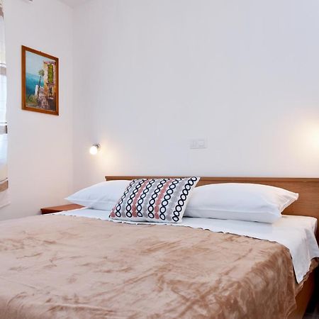 Apartman Barbara Trogir Exterior photo