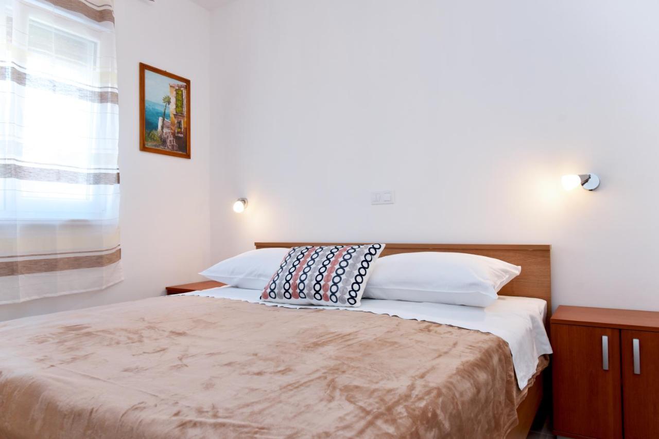Apartman Barbara Trogir Exterior photo