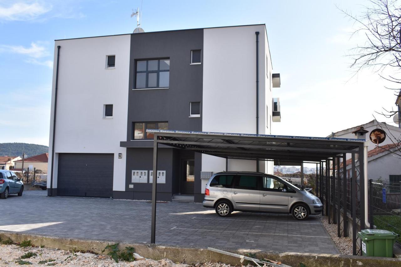 Apartman Barbara Trogir Exterior photo
